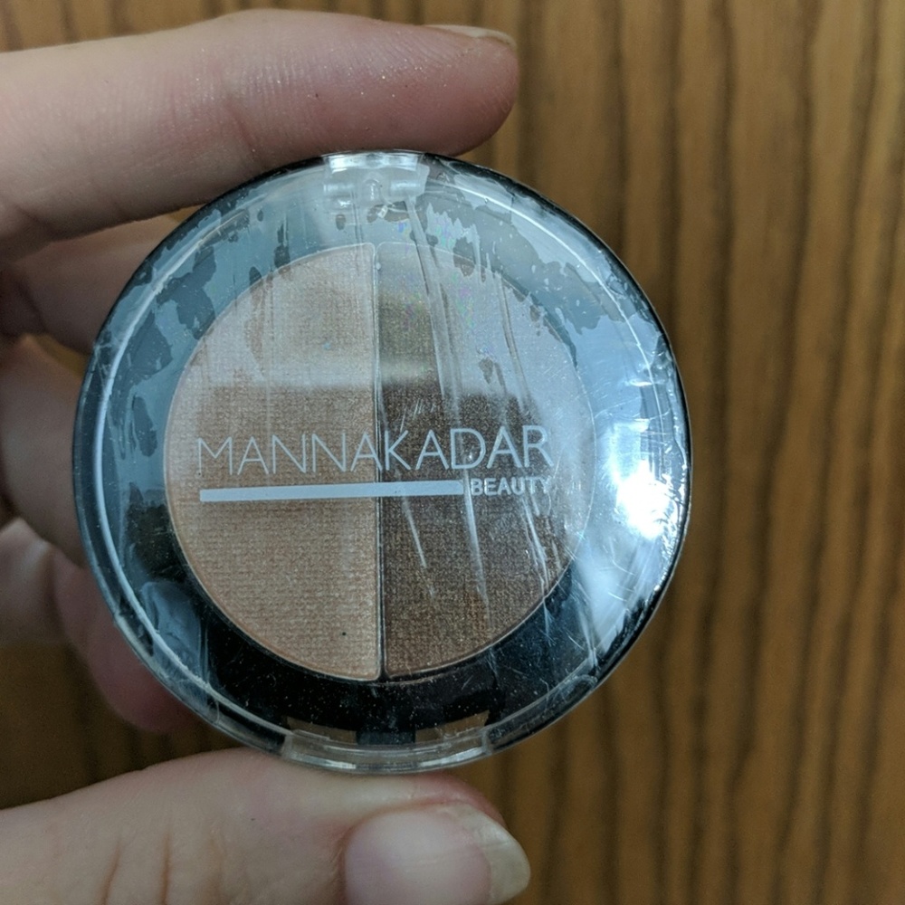 Bronzer highlighter
